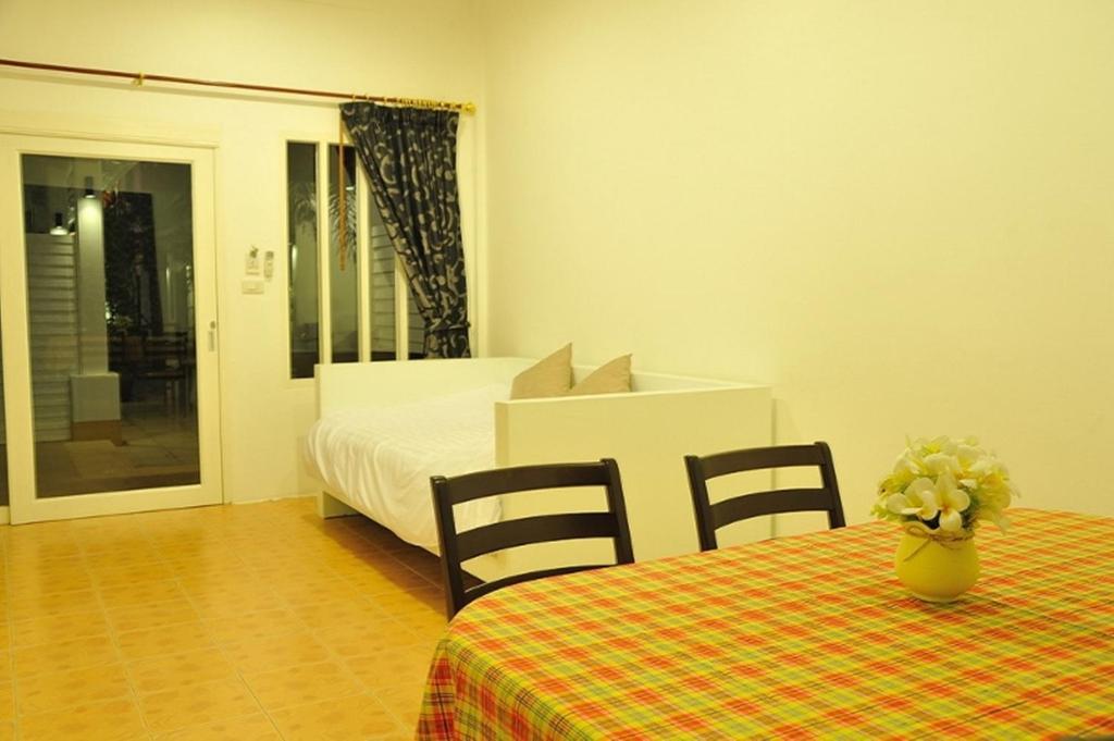 Clear House Phuket Hotell Kamala Beach Rum bild